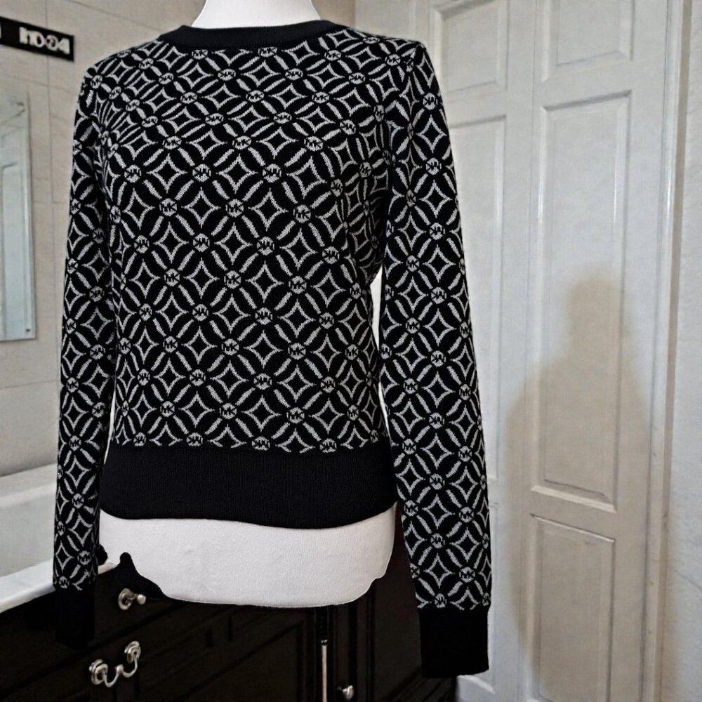 Michael Kors Size Medium (10-12) Black and Grey Logo Jacquard Sweater NW - Picture 3 of 13